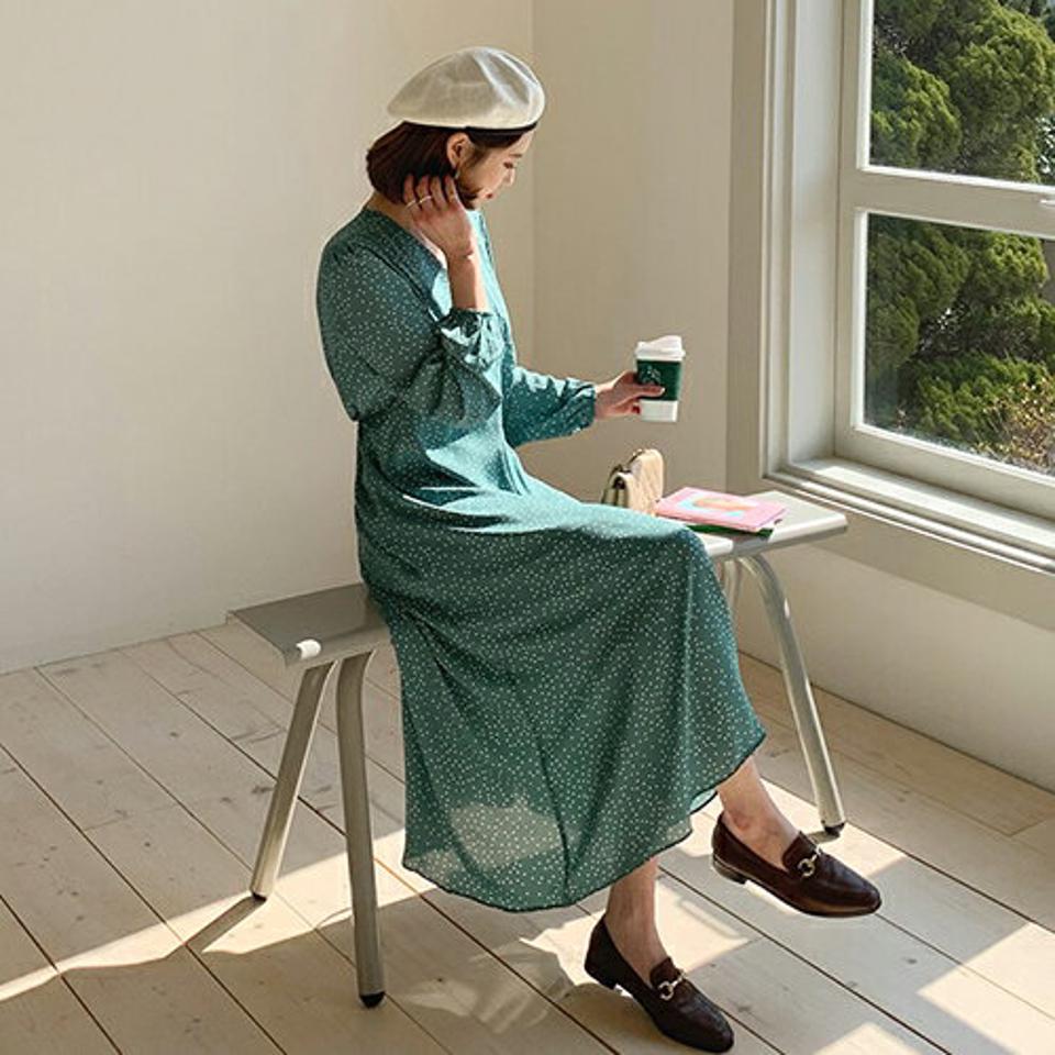 Vネックドットリボンワンピース・全3色・t63063 レディース 【ops】【韓国 ファッション ワンピース ロング ロングワンピス Vネック ドットワンピース カシュクール フレア リボン フェミニン 細身 スリム カジュアル 体型カバー 秋 春】