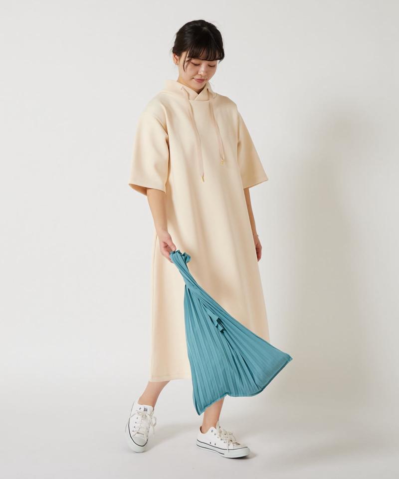 【自由自在に持ち運べる】プリーツエコバッグ