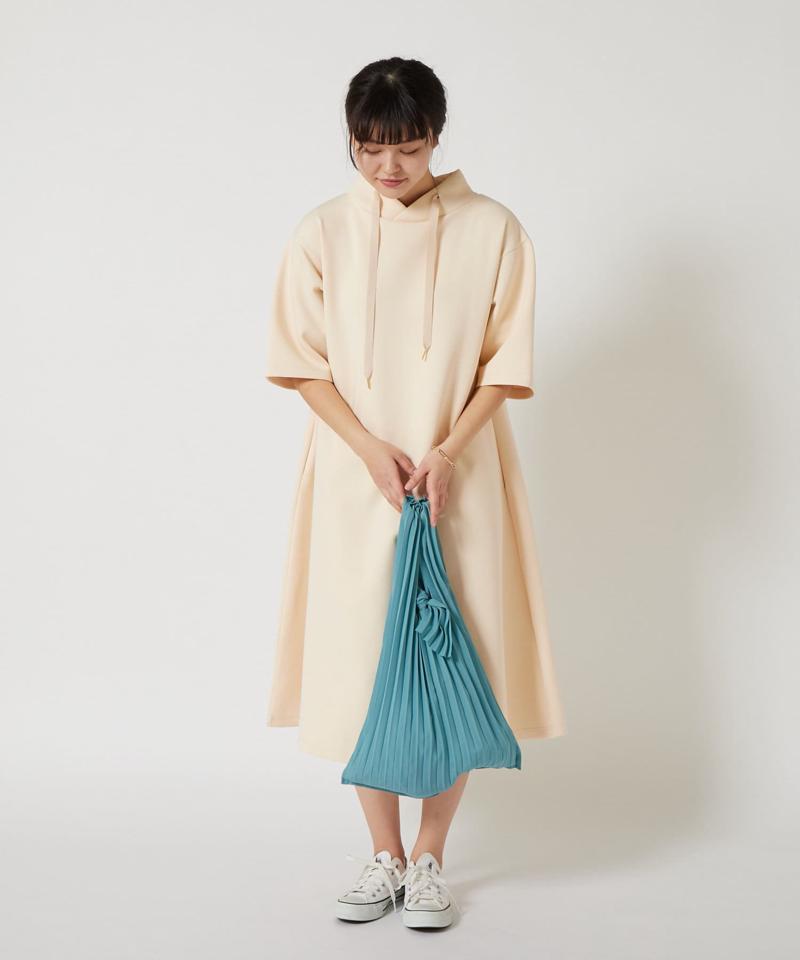 【自由自在に持ち運べる】プリーツエコバッグ