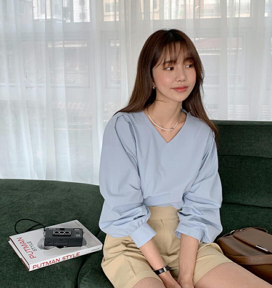 Vネックパフブラウス・全5色・t65042 レディース 【bl】 韓国 ファッション トップス ブラウス 長袖 上品 Vネック ボリューム パフ ルーズ フェミニン ラブリー カジュアル デイリー 秋 春