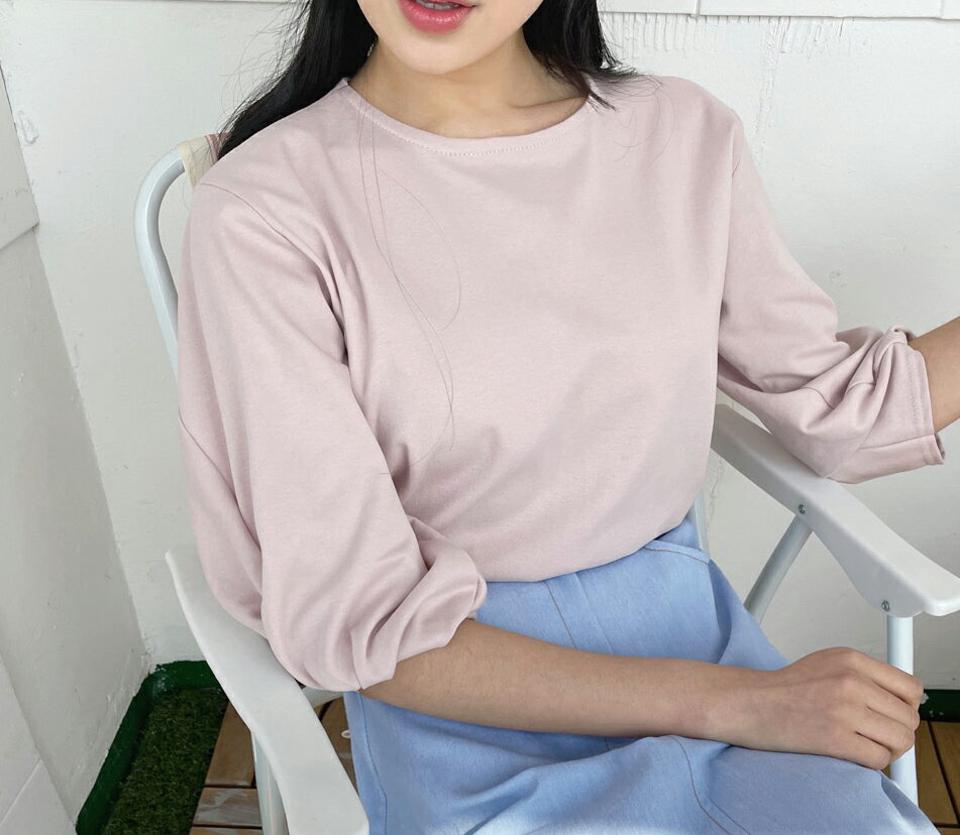 ツイストラウンドネックTシャツ・全4色・t63614 レディース 【tops】【韓国 ファッション トップス Tシャツ 長袖 ツイスト ラウンドネック ボリューム袖 無地 ベーシック デイリー カジュアル 体型カーバー 秋 春】【NIJU】