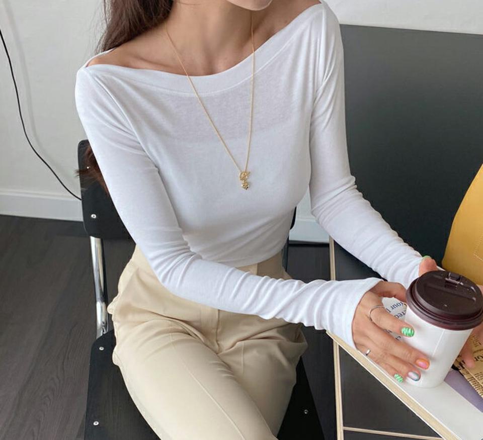 ボートネックスリムTシャツ・全5色・t57056 レディース 【tops】【韓国 ファッション トップス Tシャツ 長袖 ボートネック スリムTシャツ 上品 スリム フィット カジュアル 体型カーバー デイリー 細身 秋 春】