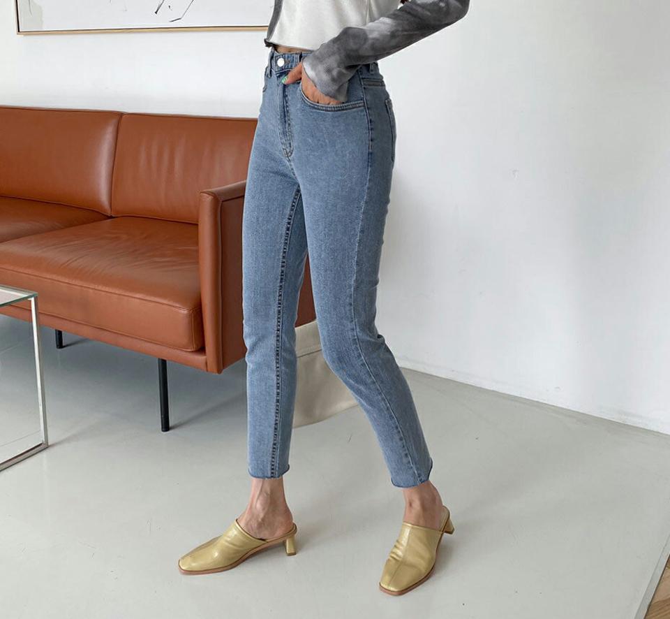 ハイウエストカットオフデニムパンツ・全1色・t57074 レディース 【pt】【韓国 ファッション ボトムス パンツ デニムパンツ スリムデニム カットオフ ハイウエスト ストレート 美脚 10分丈 十分丈 カジュアル デイリー 秋 春】