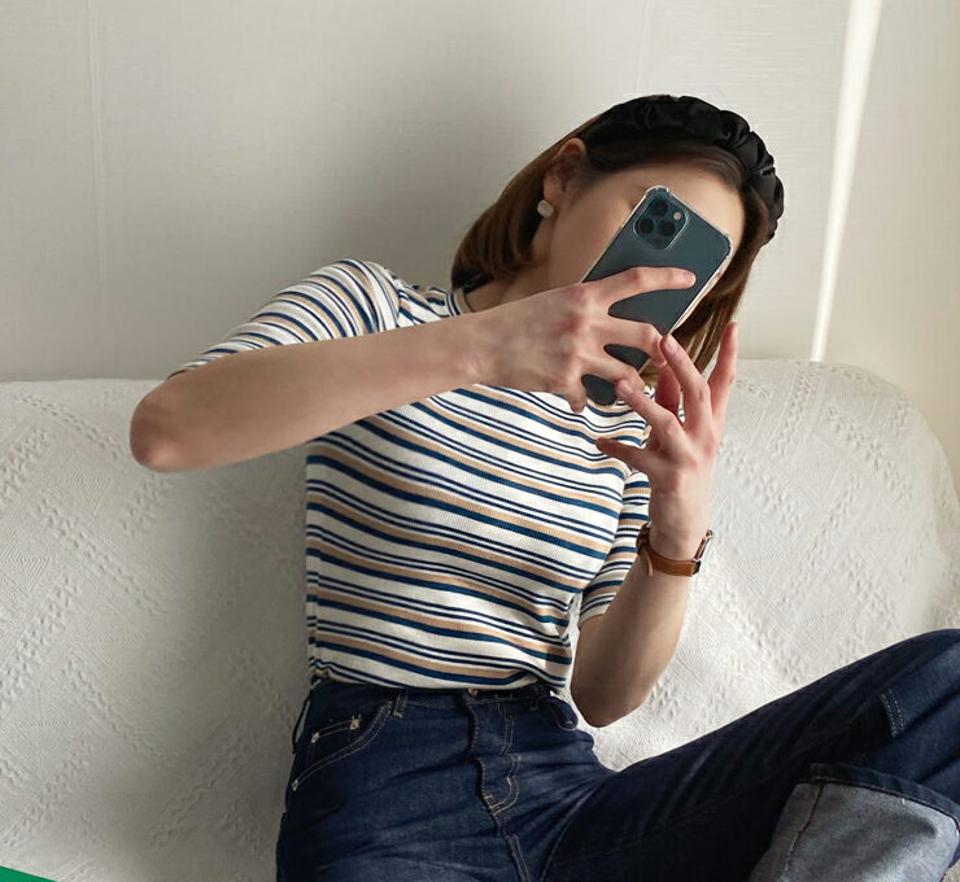 マルチボーダースリムTシャツ・全3色・b57030 レディース 【tops】 韓国 ファッション トップス Tシャツ 半袖 ラウンドネック ボーダー スリムTシャツ フィット パターン ストライプ カジュアル 体型カーバー デイリー 細身 秋 春