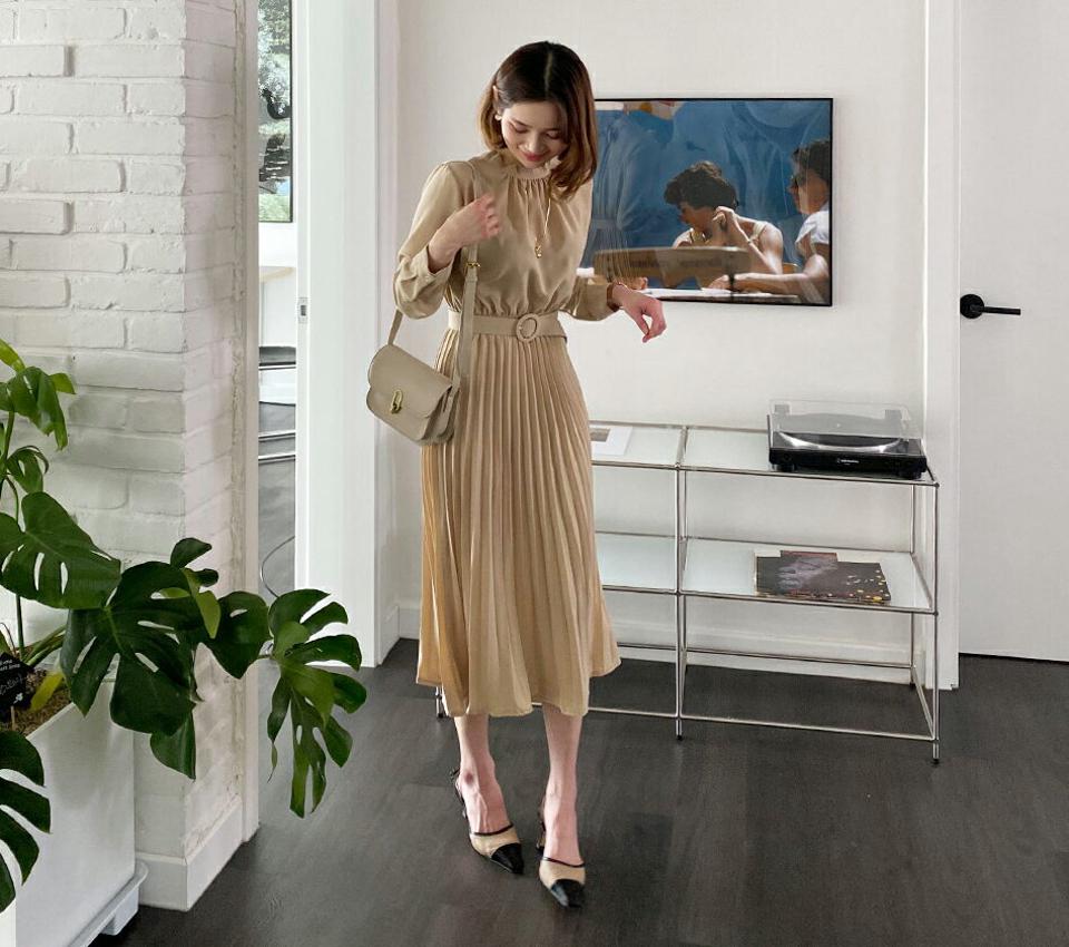 ベルト付リボンプリーツワンピース・全3色・b57047 レディース 【ops】【韓国 ファッション ワンピース ロング ロングワンピス 長袖 リボン プリーツワンピース ハーフネック ウエストベルト フェミニン 細身 スリム カジュアル 体型カバー 秋 春】