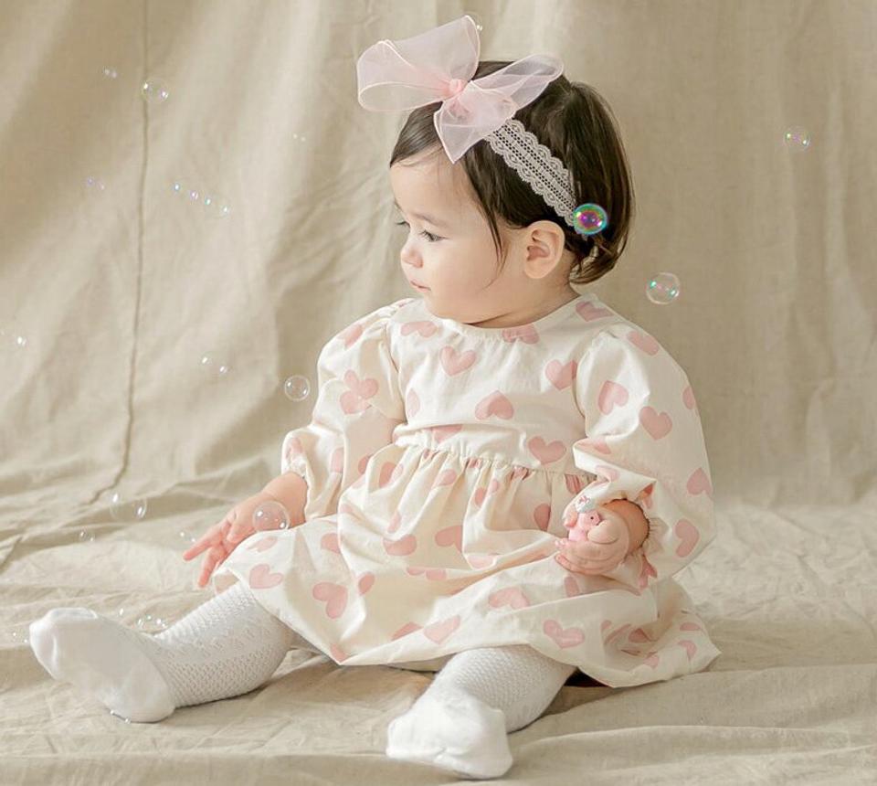 長袖ハートワンピース(pink) p008833 キッズ 【0~2才】【ops】【韓国 ファッション ワンピース フレア Aライン ラウンドネック 長袖 パフスリーブ パターン 柄 撮影 おしゃれキッズ 子供 ベビー 赤ちゃん ベビー用 赤ちゃん用 出産祝い 秋 冬】【KIDS】