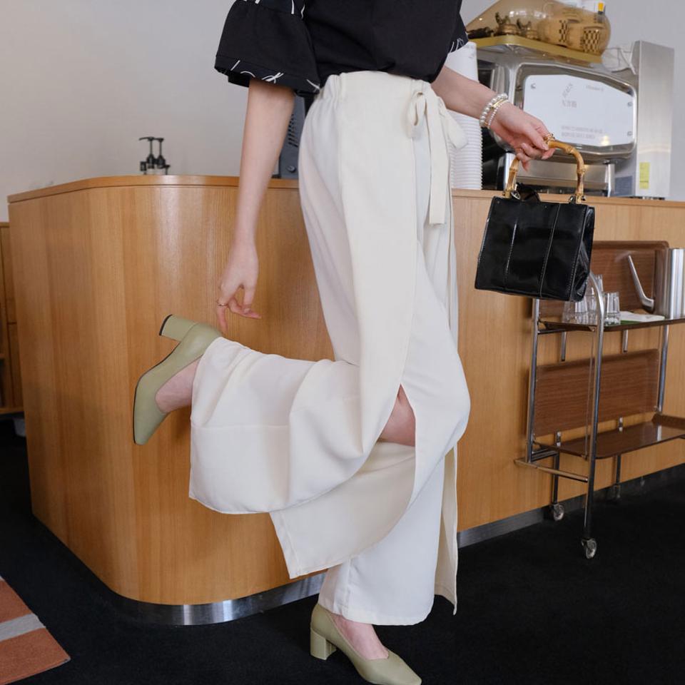 リボンラップワイドパンツ・全2色・t67450 レディース 【pt】【パンツ ズボン ロングパンツ ワイド ワイドパンツ リボン りぼん ラップデザイン 単色 無地 シンプル 大人 カジュアル 春 秋 韓国 ファッション】【ハイホリHIHOLLI】