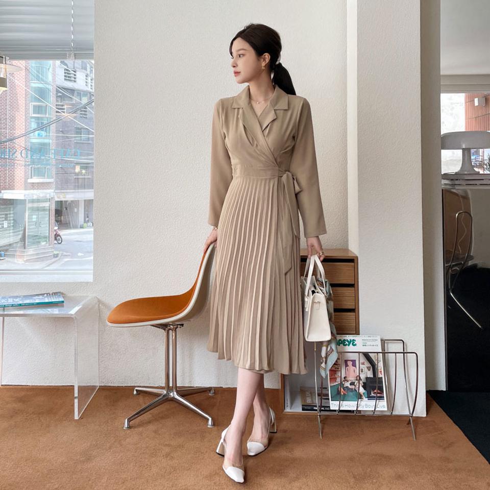 ラッププリーツワンピース・全2色・t67445 レディース 【ops】【ワンピース ロング ロングワンピース プリーツ プリーツワンピース 長袖 ラップデザイン ラップワンピース フェミニン 可愛い かわいい 春 秋 韓国 ファッション】【ハイホリHIHOLLI】