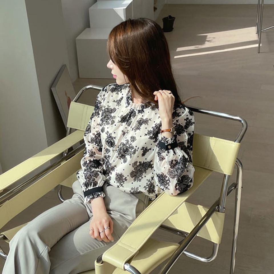 【只今10%OFF】フローラルメュシュブラウス・全3色・b67443 レディース 【bl】【トップス ブラウス 長袖 メッシュ 花柄 フラワー シック モダン 華やか 上品 シルキー きれいめ 透け感 ドット柄 春 秋韓国 ファッション】【ハイホリHIHOLLI】【fw】