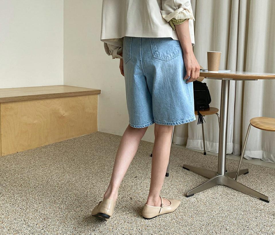 ハーフデニムパンツ・全1色・t61784 レディース 【pt】【韓国 ファッション ボトムス パンツ ミディ ミディパンツ ショート ショートパンツ ハーフ デニムパンツ ワイド ストレート 美脚 カジュアル デニム 秋 春】