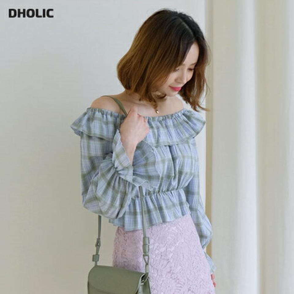 2WAYフリルチェックブラウス・全3色・t61772 レディース 【bl】【韓国 ファッション トップス ブラウス 長袖 上品 体型カバー 2WAY フリル チェック ラウンドネック オフショルダー ゴム クロップド丈 フェミニン カジュアル デイリー 秋 春】