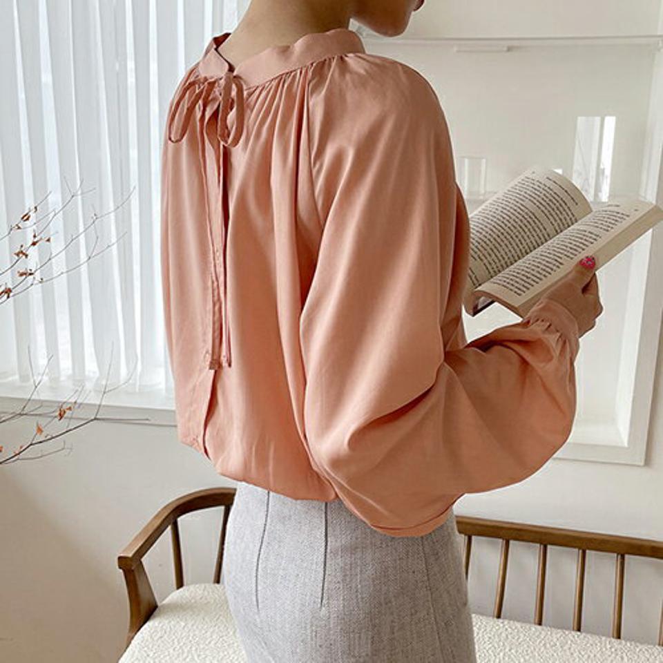 ネックリボンボタンブラス・全4色・t67515 レディース 【bl】【トップス ブラウス ネックリボン りぼん 長袖 単色 無地 フェミニン シンプル かわいい 可愛い 春 秋 韓国 ファッション】【ハイホリHIHOLLI】