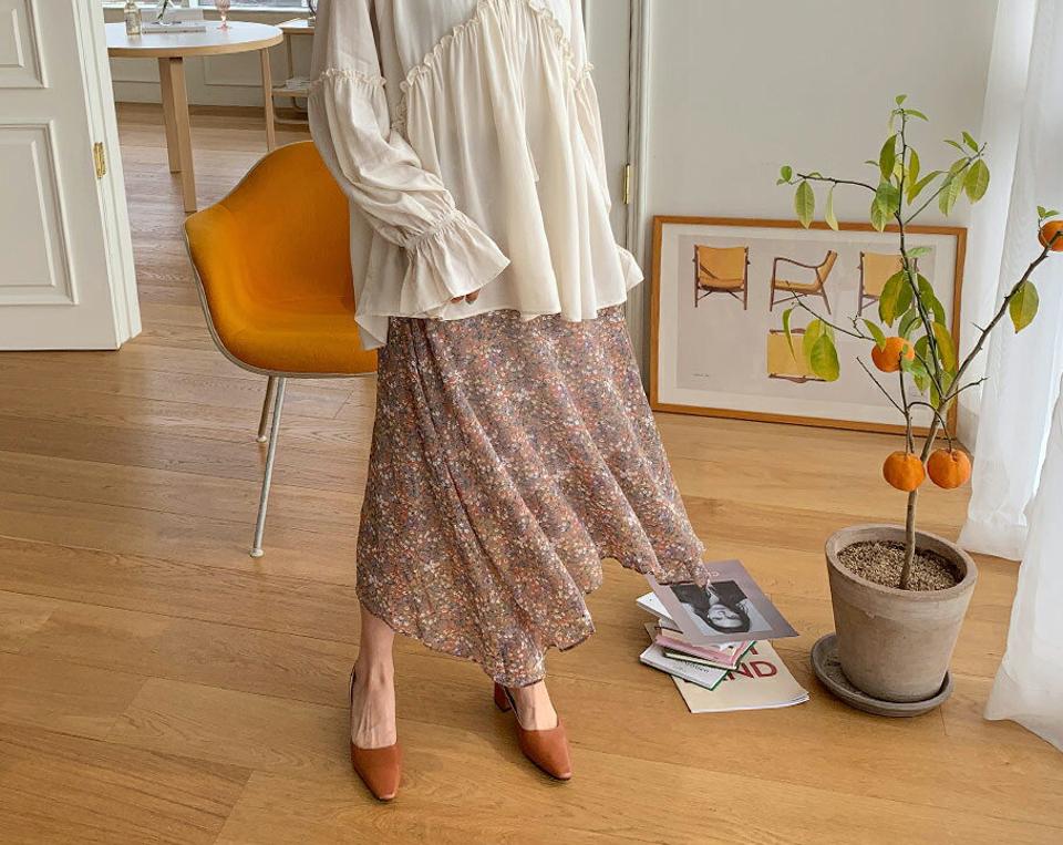 フローラルフレアスカート・全2色・b63147 レディース 【sk】【韓国 ファッション ボトムス スカート ロング ロングスカート 揺れ感花柄 フラワー フローラル パターン ウエストゴム フレア フェミニン カジュアル デイリー 上品 秋 春】