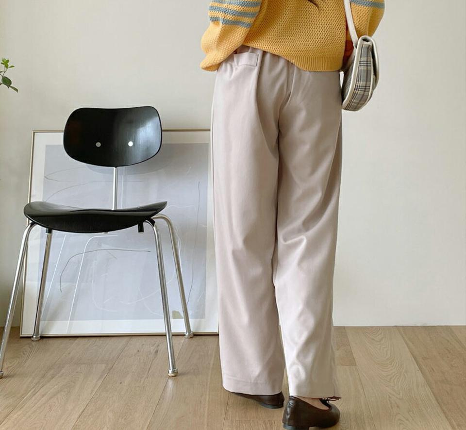 タックボタンスラックスパンツ・全2色・t63611 レディース 【pt】【韓国 ファッション ボトムス スラックス ロング ロングスラックス タック ツータック スラックス ワイドストレート ルーズ ゆったり 10分丈 十分丈 カジュアル 秋 春】【NIJU】