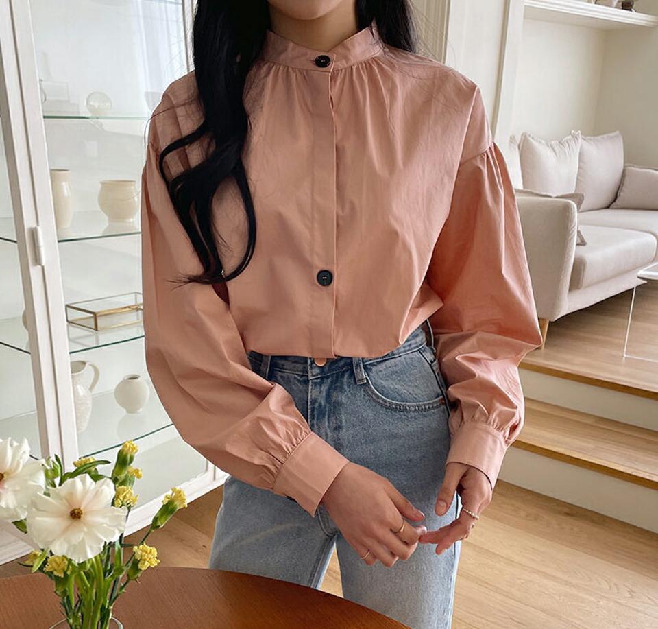 ボタン配色バンドカラーブラウス・全2色・b63653 レディース 【bl】【韓国 ファッション トップス ブラウス 長袖 ボタン バンドカラー シャツブラウス ルーズ ギャザー ロールアップ ボリューム 上品 ガーリー 体型カバー 細身 デイリー 秋 春】【NIJU】