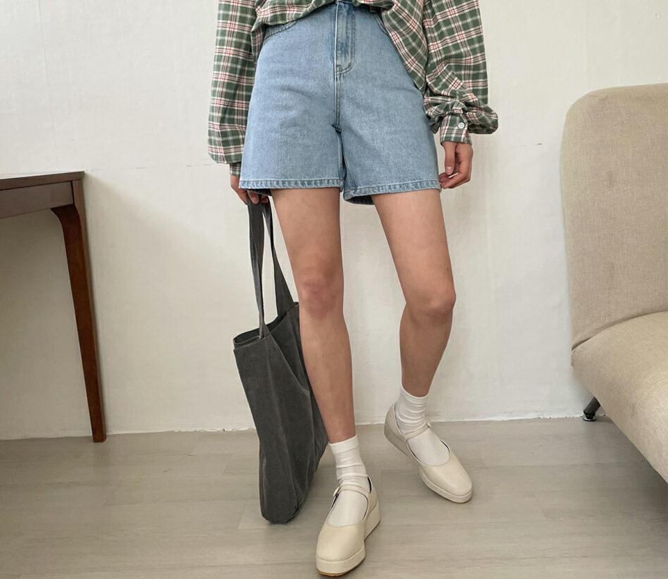 ショートデニムパンツ・全3色・t63668 レディース 【pt】 韓国 ファッション ボトムス パンツ ショート ショートパンツ デニム ウォッシング デニムパンツ ワイドデニムパンツ スリム ストレート 美脚 カジュアル デイリー 春 夏 NIJU