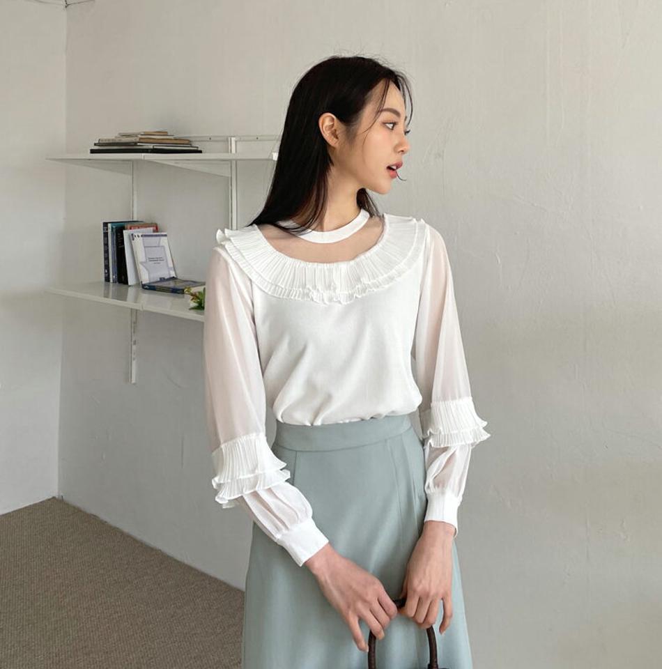 フリルシアーポイントニット・全2色・b64943 レディース 【tops】【韓国 ファッション トップス ニット 長袖 シアー フリル プリーツ ボリューム ラウンドネック 異素材 デイリー フェミニン ベーシック 無地 春 夏】