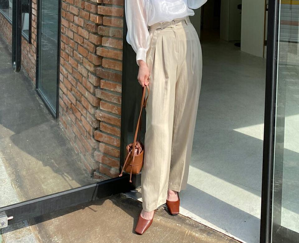 ベルト付ロングワイドスラックス・全3色・t57096 レディース 【pt】【韓国 ファッション ボトムス ロング ロングパンツ スラックス ワイドスラックス バックル ストレート 美脚 体型カーバー 10分丈 十分丈 カジュアル デイリー 春 夏】