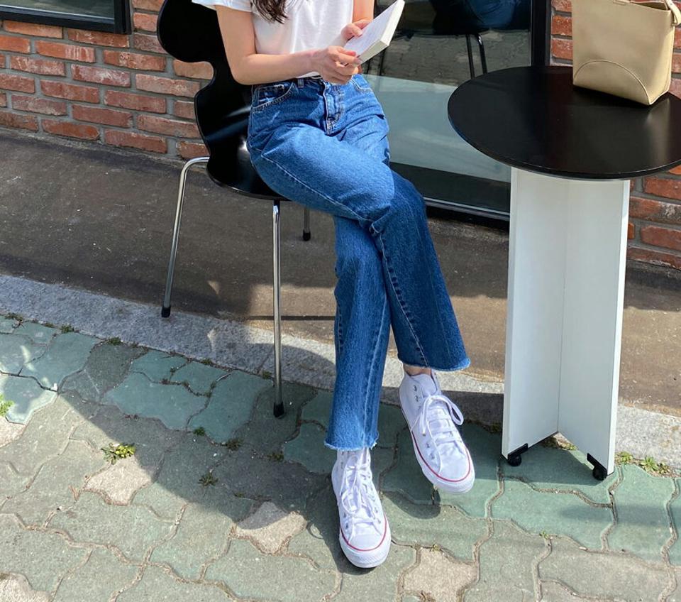 フレアデニムパンツ・全1色・t57100 レディース 【pt】 韓国 ファッション ボトムス パンツ デニムパンツ ブーツカット シークレットゴム 美脚 体型カーバー 10分丈 十分丈 カジュアル デイリー 春 夏