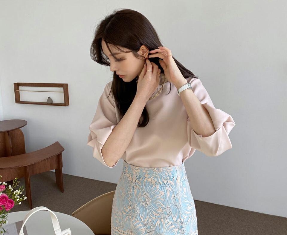 ツイストパフブラウス・全5色・b67554 レディース 【bl】 トップス ブラウス 半端丈 ハーフスリーブ 七分丈 七分袖 7分袖 パフ袖 パフスリーブ 単色 無地 オフィスカジュアル ピンク 春 夏 秋 きれいめ 韓国ファッション ハイホリHIHOLLI