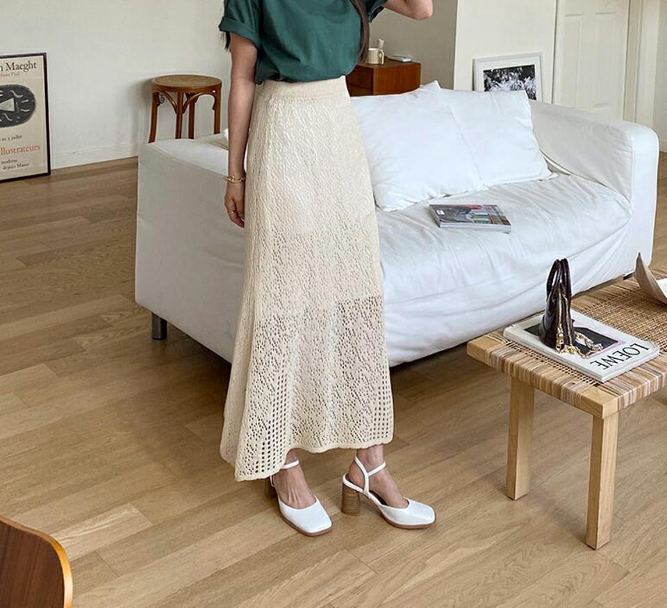 パンチングニットスカート・全2色・b65109 レディース 【sk】【韓国 ファッション ボトムス スカート ロング ロングスカート パンチング ニットスカート フレア ユニーク ゆったり カジュアル デイリー 上品 秋 春】