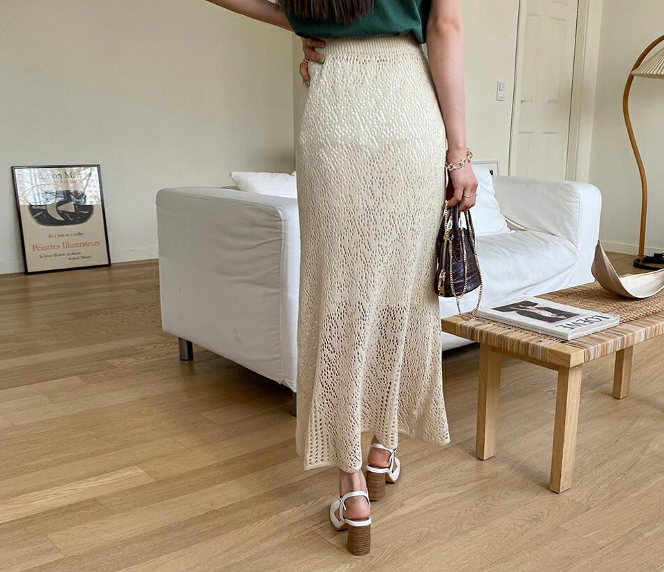 パンチングニットスカート・全2色・b65109 レディース 【sk】【韓国 ファッション ボトムス スカート ロング ロングスカート パンチング ニットスカート フレア ユニーク ゆったり カジュアル デイリー 上品 秋 春】