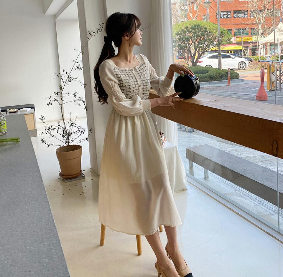 ツイードスクエアネックワンピース・全2色・e63215 レディース 【ops】 韓国 ファッション ワンピース ロング ロングワンピース 長袖 スクエアネック ツイード調 ニットワンピース シフォン メリハリ 配色 シャーリング 体型カバー 春 夏