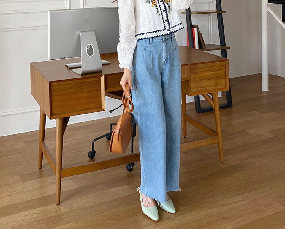 タックワイドデニムパンツ・全1色・t63238 レディース 【pt】【韓国 ファッション ボトムス ロング ロングパンツ カジュアル デニム デニムパンツ ストレート スリム ワイド 美脚 体型カーバー 10分丈 十分丈 デイリー 春 夏】