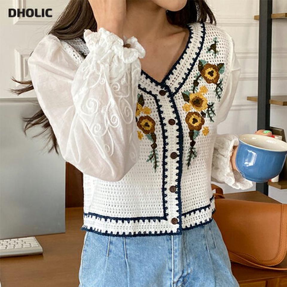 【タイム特価】≪人気商品再入荷≫Vネック花柄刺繍ニット・全2色・t63202 レディース 【tops】 韓国ファッション トップス ニット 長袖 スリム カジュアル 花柄 フラワー Vネック デコルテ 異素材 細身 フェミニン ベーシック 春 夏 fw【TS】セール