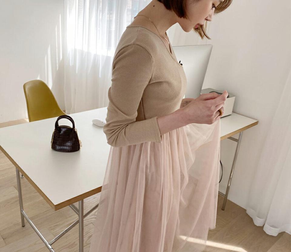 【新作10%OFF】クロスチュールワンピース・全2色・t57154 レディース 【ops】【韓国 ファッション ワンピース ロング ロングワンピース 長袖 異素材 ラップ調 フェミニン コンビ チュール素材 フレア フィット メリハリ Aライン カジュアル 体型カバー 春 夏】