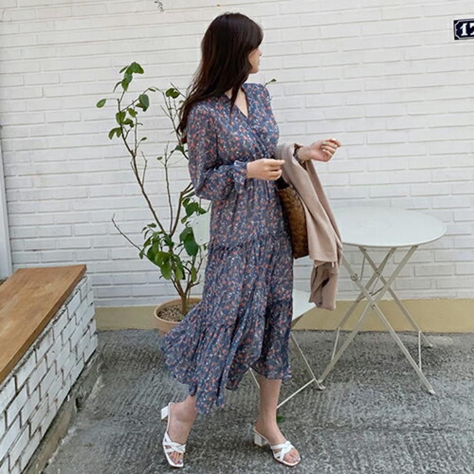 Vネック花柄プリーツワンピース・全3色・b67659 レディース 【ops】 ワンピース ロング ロングワンピース 長袖 プリーツ プリーツワンピース 花柄 小花柄 フラワー 可愛い かわいい Vネック 春 秋 韓国 ファッション ハイホリHIHOLLIfw