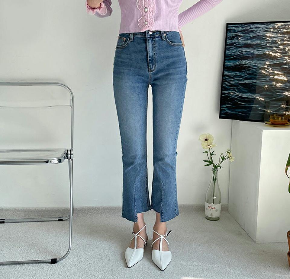 カットオフデニムパンツ・全1色・t64993 レディース 【pt】 韓国ファッション ボトムス ロング ロングパンツ デニム デニムパンツ カットオフ スリム アンバランス 美脚 体型カバー 10分丈 十分丈 カジュアル デイリー 春 夏