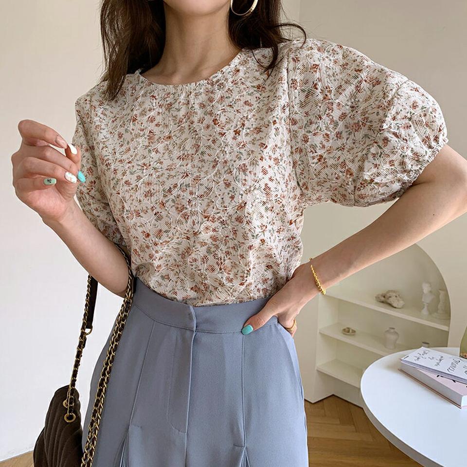 刺繍フローラルブラウス・全2色・b67656 レディース 【bl】 トップス ブラウス 半袖 ハーフスリーブ 花柄 フラワー 刺繍 モダン 大人 ガーリー 春 夏 韓国 ファッション ハイホリHIHOLLI