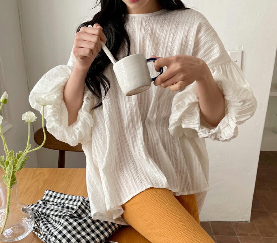 2WAYリボンバルーンブラウス・全2色・b63723 レディース 【bl】【韓国 ファッション トップス ブラウス 長袖 バルーンスリーブ ボリューム ラウンドネック リボン Vネック ルーズ ゆったり ガーリー 体型カバー 細身 デイリー 春 夏】【NIJU】