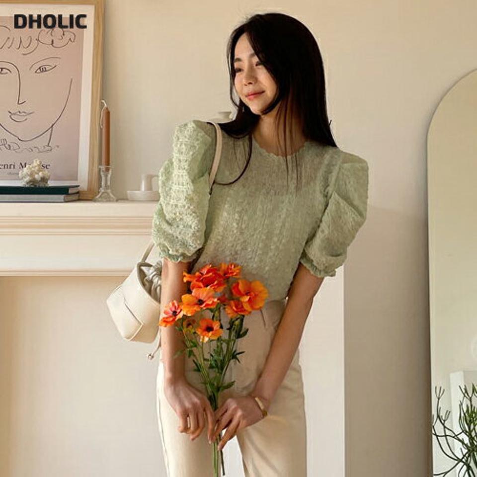 リンクルパフブラウス・全4色・t65001 レディース 【bl】【韓国 ファッション トップス ブラウス 半袖 上品 ラウンドネック 5分丈 パフスリーブ ガーリー かわいい 体型カバー フェミニン カジュアル 春 夏】