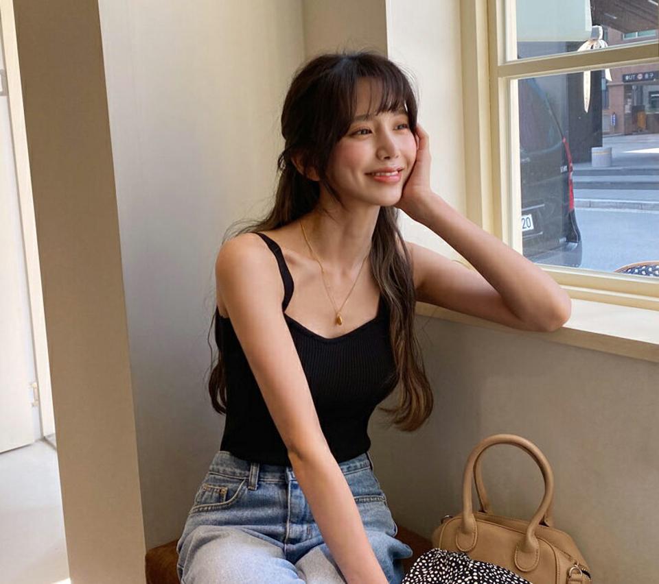【10%OFF】≪人気商品再入荷≫ハートネックニットノースリーブ・全2色・b57124 レディース 【tops】 韓国ファッション トップス Tシャツ スリーブレス キャミソール ハートネック ニットスリーブレス ニットキャミ スリム 体型カバー デイリー ベーシック 春 夏 セール SALE