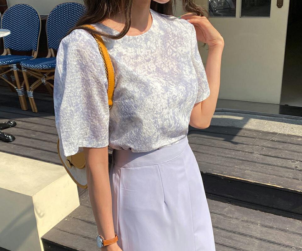 花柄刺繍タイダイブラウス・全3色・t57135 レディース 【bl】【韓国 ファッション トップス ブラウス 半袖 タイダイ風 パターン 刺繍 花柄 フラワー パターン ラウンドネック ボリューム 体型カバー フェミニン カジュアル 春 夏】【fw】