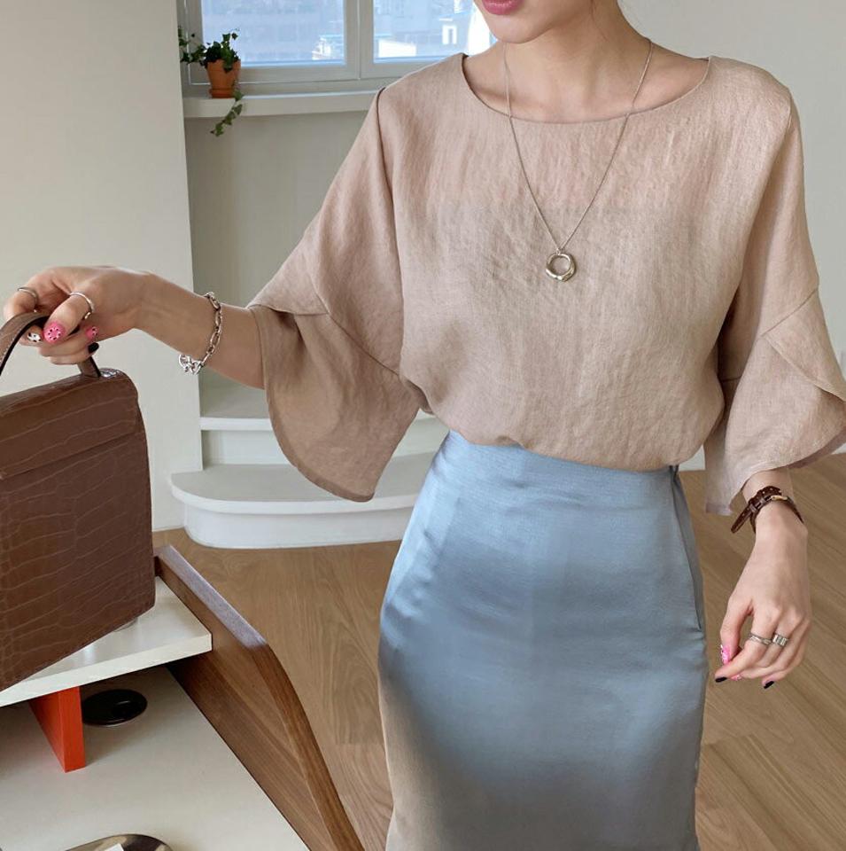 【全品10%OFF】ラッフルスリーブブラウス・全3色・t67686 レディース 【bl】【トップス ブラウス 半端丈 ラッフル 単色 無地 シンプル 大人 可愛い かわいい オフィスカジュアル 七分丈 七分袖 7分丈 7分袖 春 秋 韓国 ファッション】【ハイホリHIHOLLI】