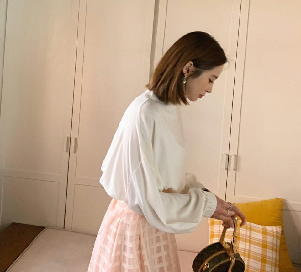 ゴムへムブラウス・全3色・t65136 レディース 【bl】【韓国 ファッション トップス ブラウス 長袖 上品 シンプル ラウンドネック ゴム 体型カバー フェミニン カジュアル 春 夏】