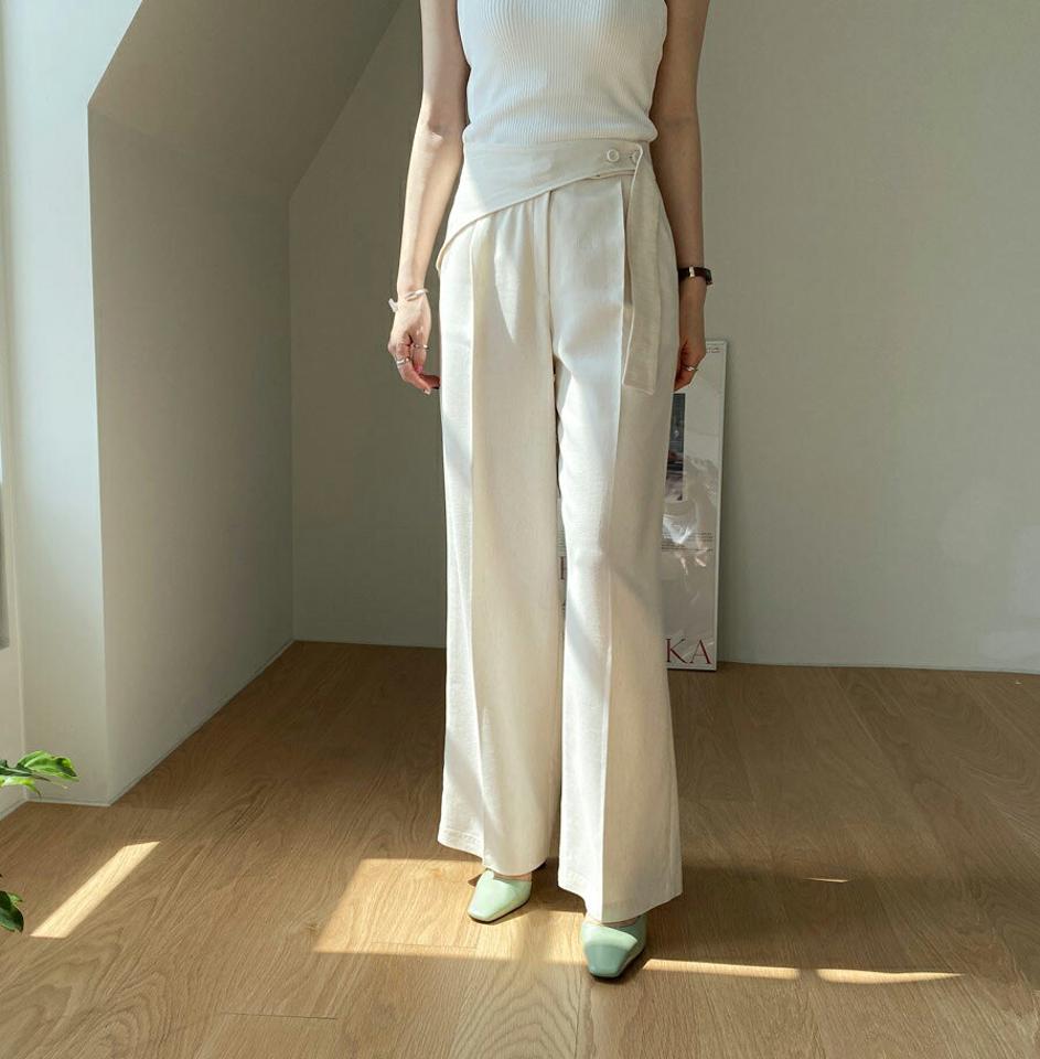 ラップストラップワイドスラックス・全3色・t67698 レディース 【pt】【スラックス パンツ ズボン ロングパンツ ラップデザイン ラップパンツ ワイド ワイドパンツ 単色 無地 シンプル 春 秋 韓国 ファッション】【ハイホリHIHOLLI】