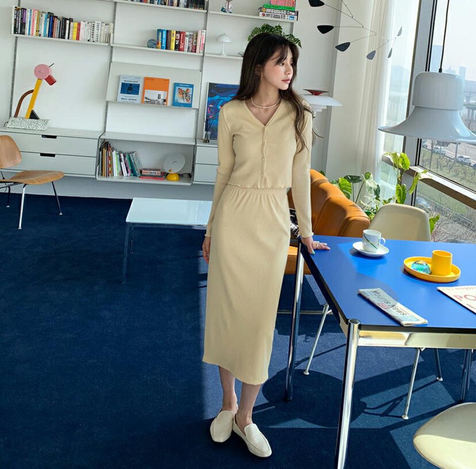 Vネックカーディガン&スカートSET・全4色・t65135 レディース 【ops】【韓国 ファッション ワンピース ロング ロングワンピース 長袖 カーディガン スカート セット Vネック クロップド丈 Hライン デコルテ フェミニン 体型カバー 春 夏】