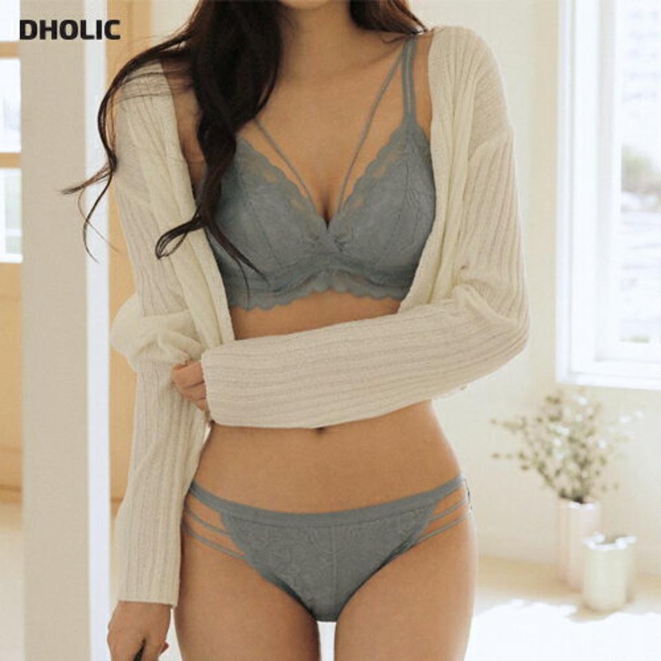 三角ストリングブラ&ショーツSET・全3色・e44548 レディース 【uw】 韓国 ファッション アンダーウェア ランジェリー 下着 セット ブラジャー ブラ ショーツ パンツ 無地 大人 上品 レース スカラップ セクシー ノンワイヤー 春 夏