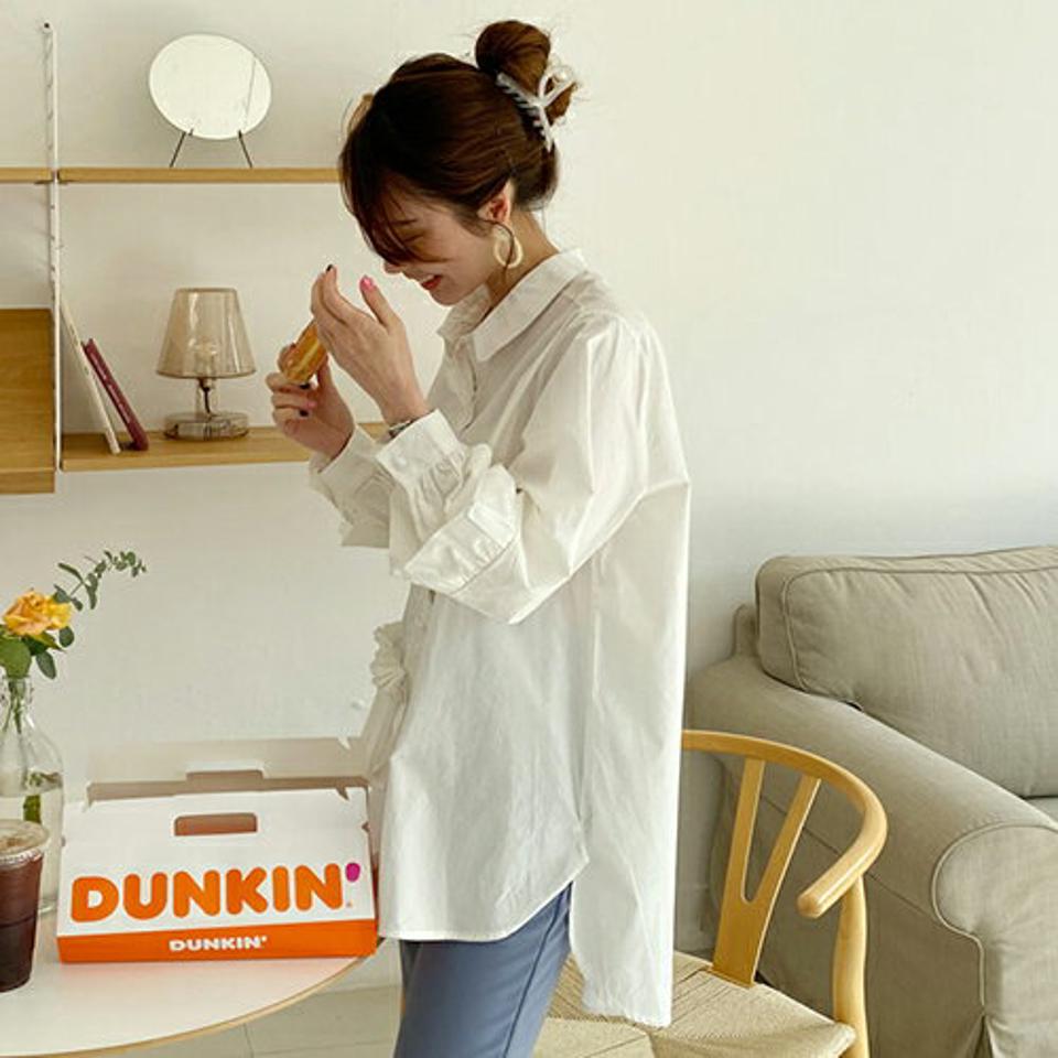 フリルルーズシャツ・全2色・t67643 レディース 【bl】【トップス シャツ 長袖 フリル ルーズ ゆったり 可愛い かわいい ガーリー ホワイトシャツ 白シャツ 春 秋 韓国 ファッション】【ハイホリHIHOLLI】