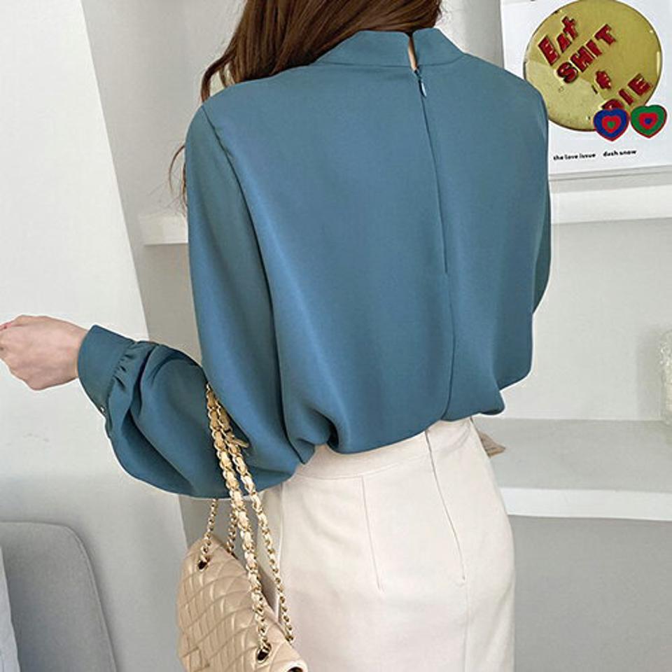 ゴールドチェーンブラウス・全4色・b67627 レディース 【bl】【トップス　ブラウス ゴールド チェーン 長袖 ハーフネック ギャザー 単色 シンプル 大人 春 秋 韓国 ファッション】【ハイホリHIHOLLI】
