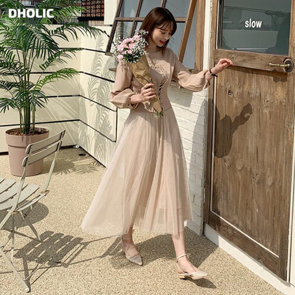 レースアップニット&チュールワンピースSET・全1色・e61813 レディース 【ops】 韓国ファッション ワンピース ロングワンピース 長袖 セット パフスリーブ ボートネック レースアップ キャミソール スリム カジュアル 春 夏251