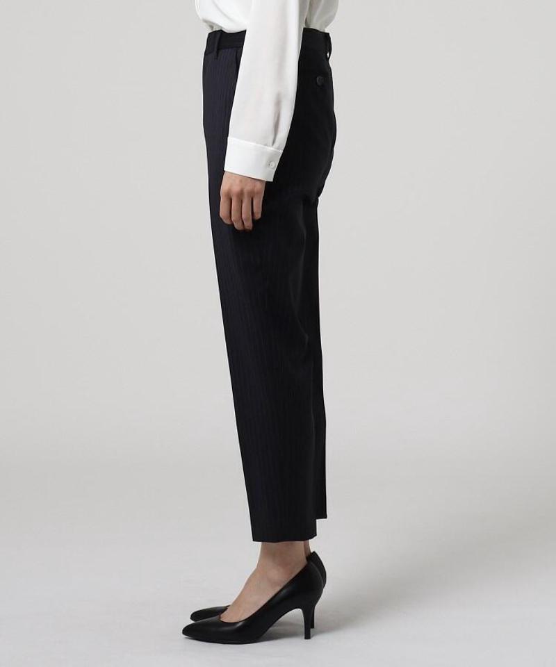 ファインウーステッド センタープレスクロップトパンツ