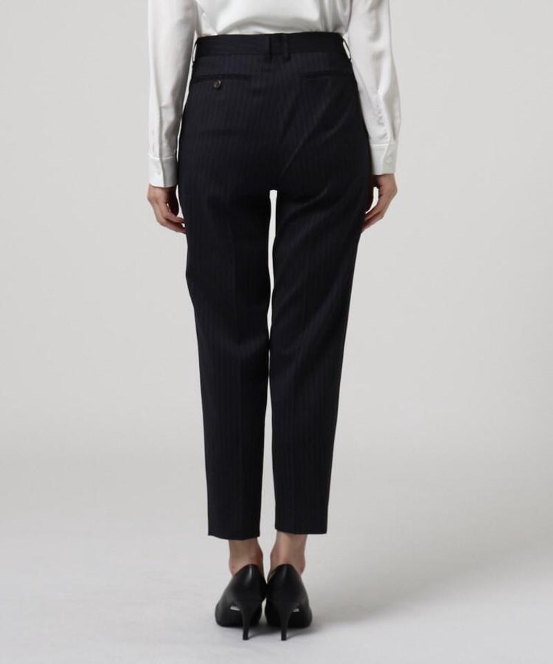 ファインウーステッド センタープレスクロップトパンツ