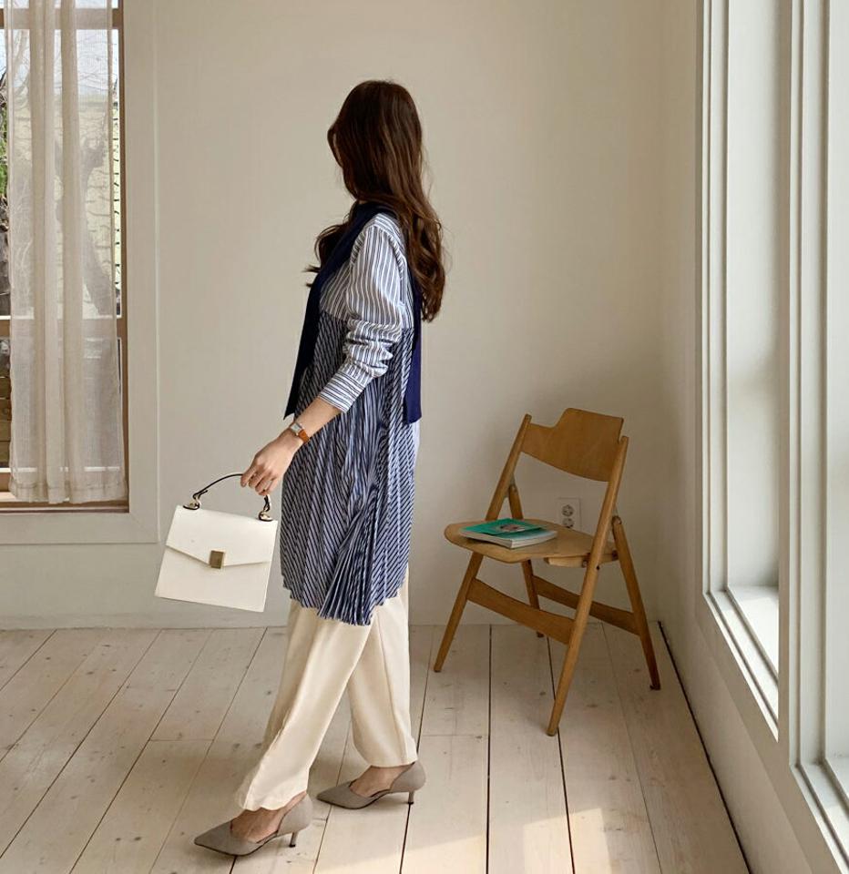 ベルト付ベスト&ストライプワンピースSET・全2色・b67814 レディース 【ops】【ワンピース ミディ丈 ミディワンピース ストライプ柄 爽やか 長袖 ニットベスト ベスト ニット 大人 プリーツ 揺れる 春 秋 韓国 ファッション】【ハイホリHIHOLLI】