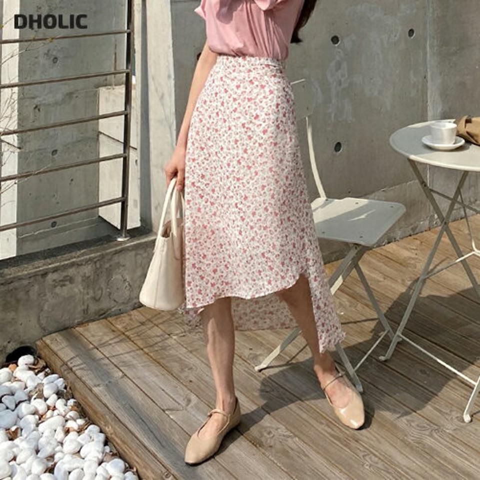 アンバランス小花柄スカート・全3色・t61857 レディース 【sk】【韓国 ファッション ボトムス スカート ロング ロングスカート フェミニン アンバランス シフォン 上品 小花柄 花柄 フラワー パターン 体型カバー カジュアル 夏 春】【fw】