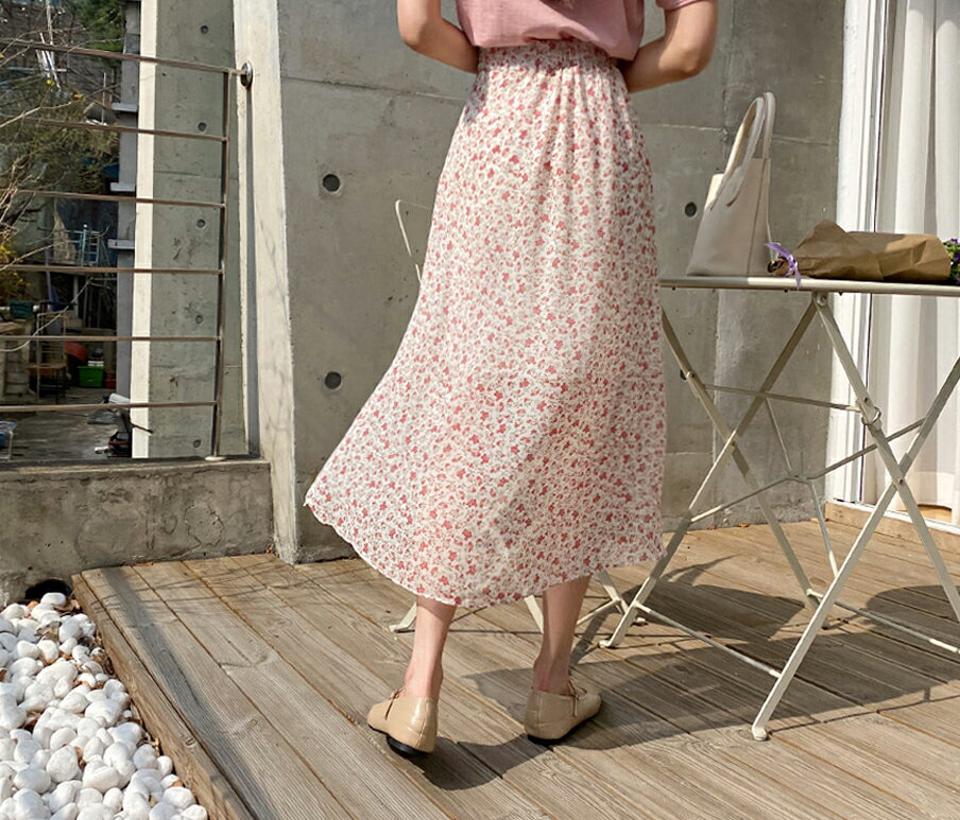 アンバランス小花柄スカート・全3色・t61857 レディース 【sk】【韓国 ファッション ボトムス スカート ロング ロングスカート フェミニン アンバランス シフォン 上品 小花柄 花柄 フラワー パターン 体型カバー カジュアル 夏 春】【fw】